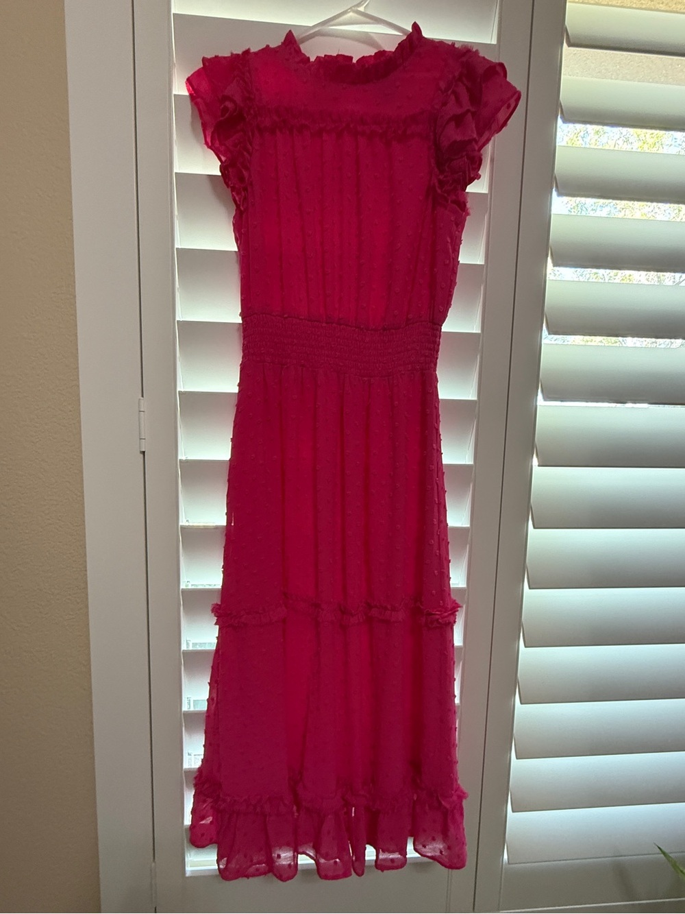 Cece Fuchsia Ruffle Sleeve Midi Dress Size S